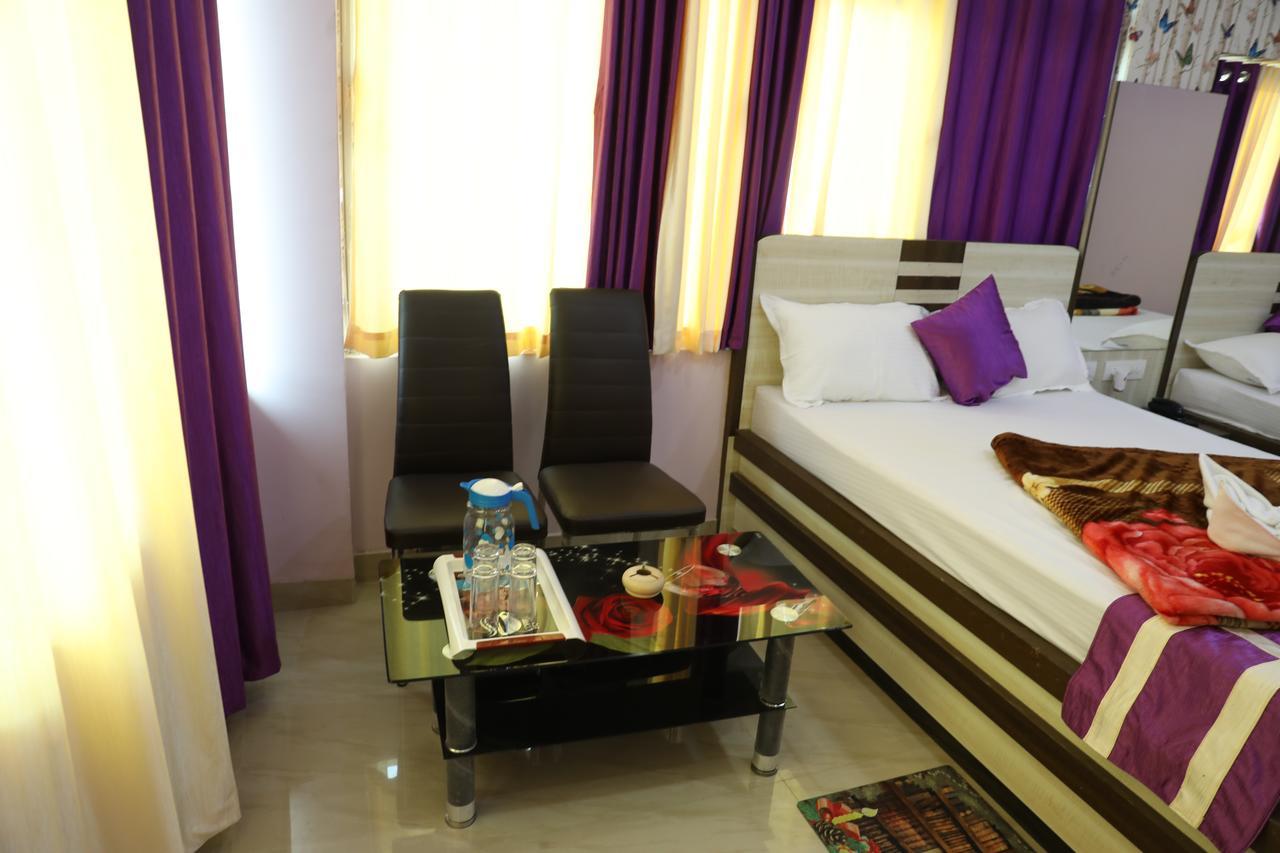 Hotel S.T. Apple Digha  Buitenkant foto