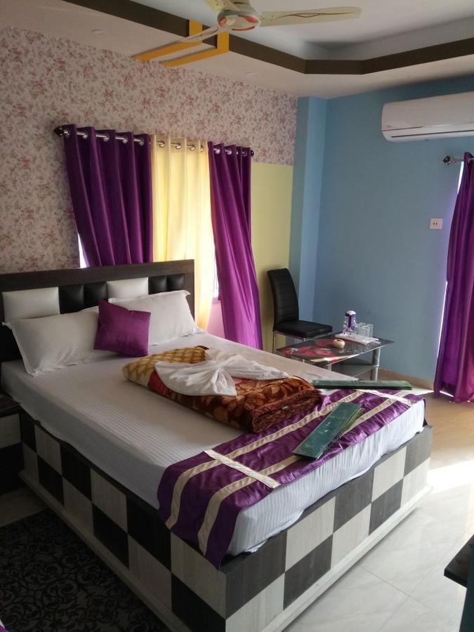 Hotel S.T. Apple Digha  Buitenkant foto